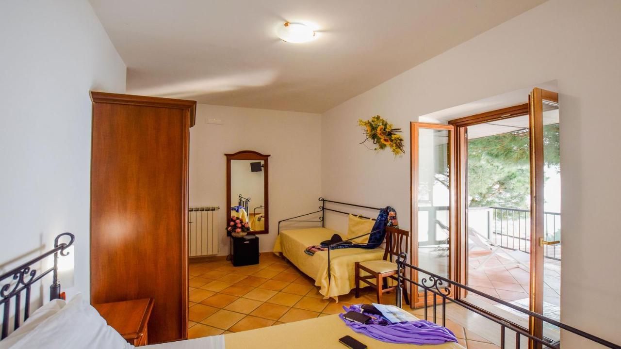 Alloggio per agriturismo Le Agavi *