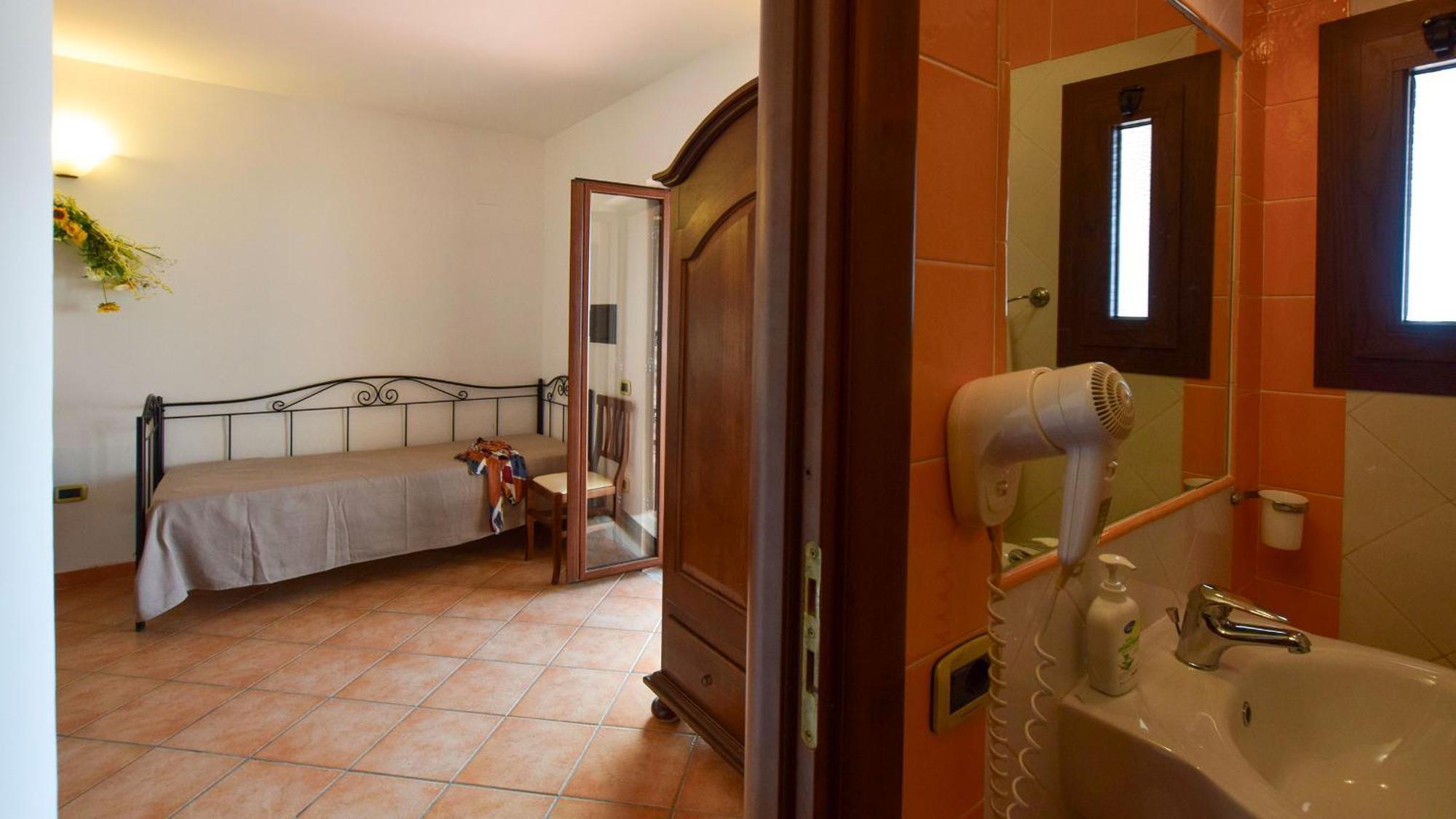 Le Agavi Alloggio per agriturismo *